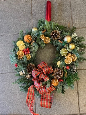 FESTIVE DOOR WREATH